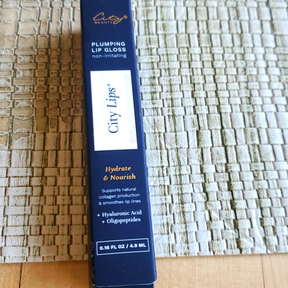 Plumping Lip Gloss
